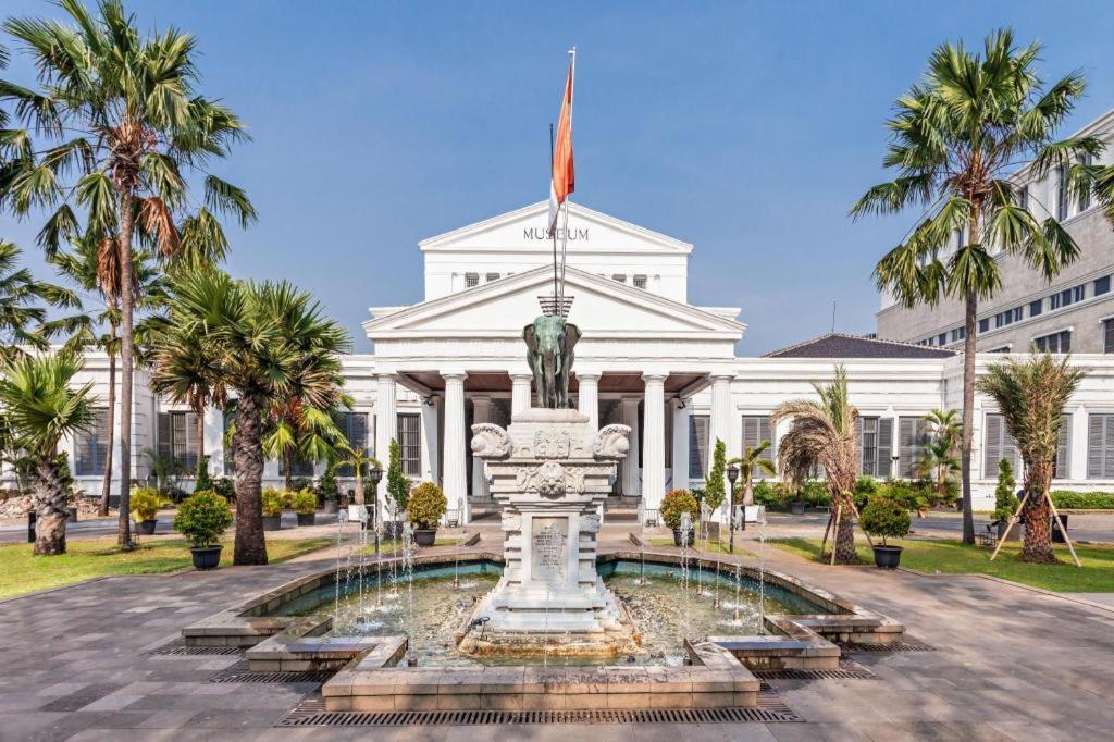 Casa Living Setiabudi Jakarta Exterior photo
