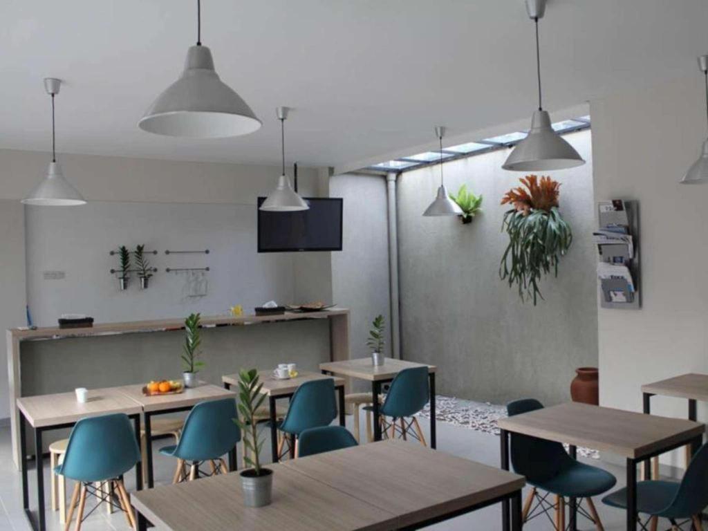 Casa Living Setiabudi Jakarta Exterior photo